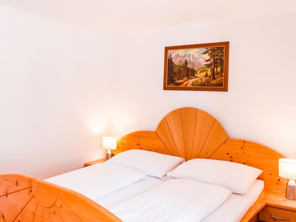 Scenic Apartment In Rattenberg Near Reintaler See Lake Bagian luar foto